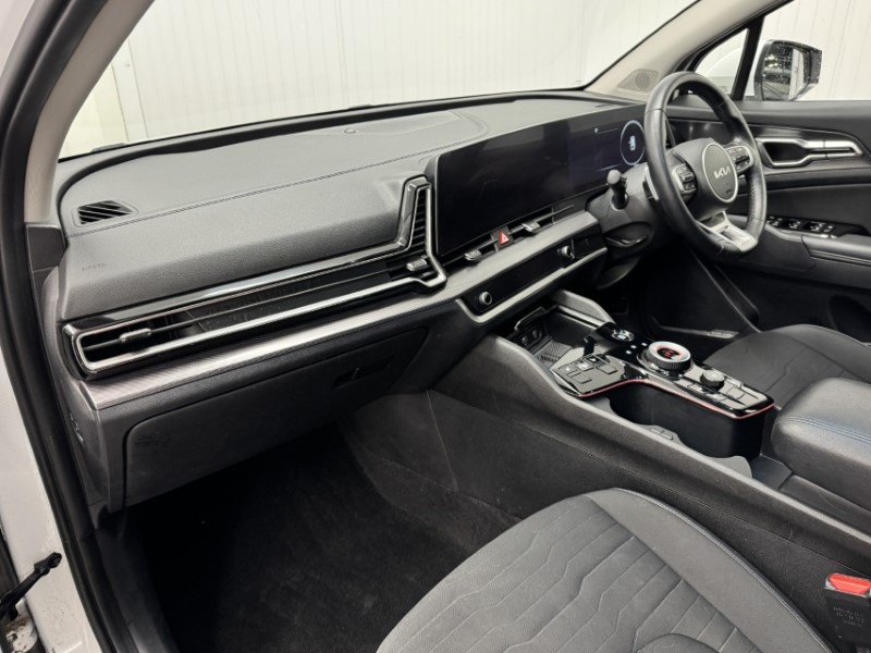 2023 (23) KIA SPORTAGE 1.6T GDi HEV 4 5dr Auto 5102714