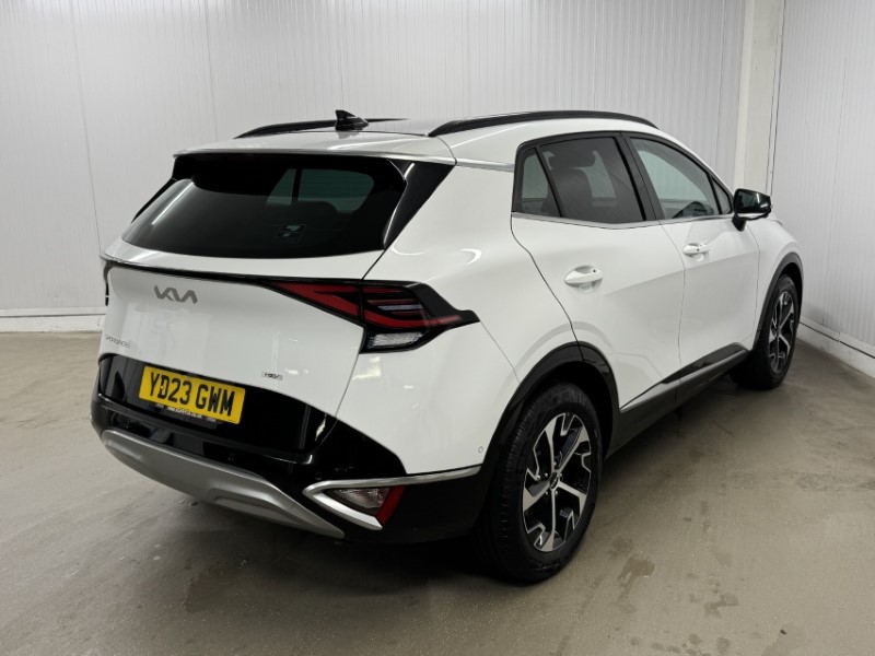 2023 (23) KIA SPORTAGE 1.6T GDi HEV 4 5dr Auto 5102687