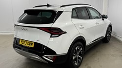 2023 (23) KIA SPORTAGE 1.6T GDi HEV 4 5dr Auto 5102687