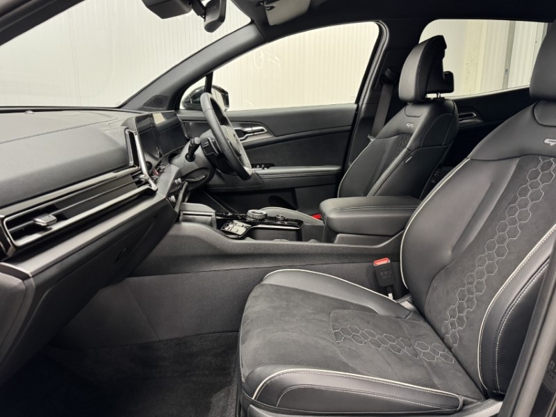 2025 (75) KIA SPORTAGE 1.6T GDi 207 HEV GT-Line 5dr Auto 5103667