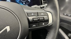 2025 (25) KIA SPORTAGE 1.6T GDi 207 HEV GT-Line S 5dr Auto AWD 5059799