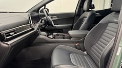 2025 (25) KIA SPORTAGE 1.6T GDi 207 HEV GT-Line S 5dr Auto AWD 5059813
