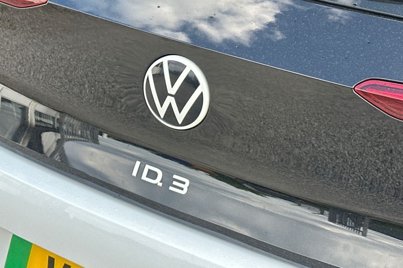 2021 (71) VOLKSWAGEN ID.3 150kW Life Pro Performance 58kWh 5dr Auto 5445657