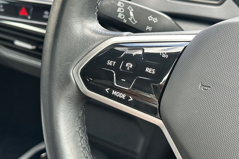 2021 (71) VOLKSWAGEN ID.3 150kW Life Pro Performance 58kWh 5dr Auto 5445638