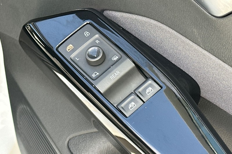 2021 (71) VOLKSWAGEN ID.3 150kW Life Pro Performance 58kWh 5dr Auto 5445633
