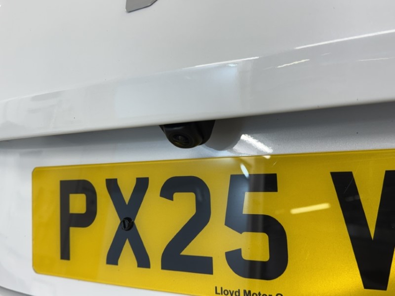 2025 (25) KIA XCEED 1.5T GDi ISG 138 3 5dr 5061740