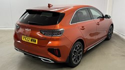 2022 (22) KIA CEED 1.5T GDi ISG GT-Line 5dr 5099263