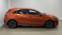 2022 (22) KIA CEED 1.5T GDi ISG GT-Line 5dr 5099283
