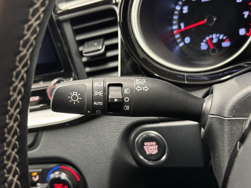 2022 (22) KIA CEED 1.5T GDi ISG GT-Line 5dr 5099281