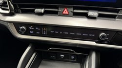 2025 (25) KIA SPORTAGE 1.6T GDi 207 HEV 3 5dr Auto 5068740