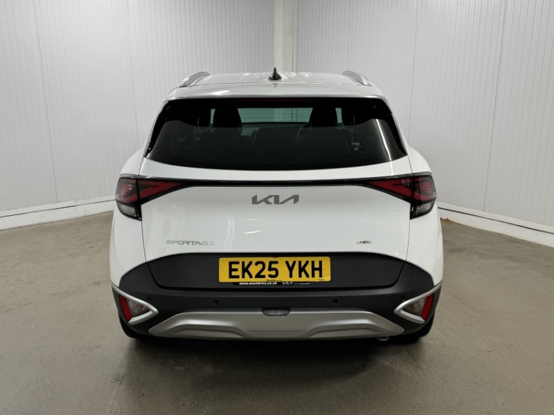 2025 (25) KIA SPORTAGE 1.6T GDi 207 HEV 3 5dr Auto 5068718