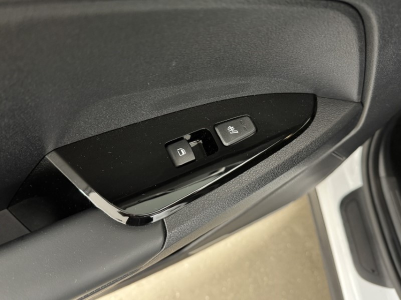 2025 (25) KIA SPORTAGE 1.6T GDi 207 HEV 3 5dr Auto 5068725