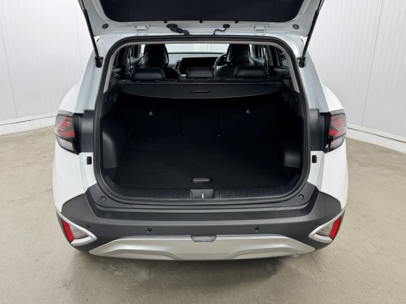 2025 (25) KIA SPORTAGE 1.6T GDi 207 HEV 3 5dr Auto 5068722