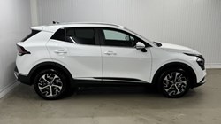 2025 (25) KIA SPORTAGE 1.6T GDi 207 HEV 3 5dr Auto 5068751