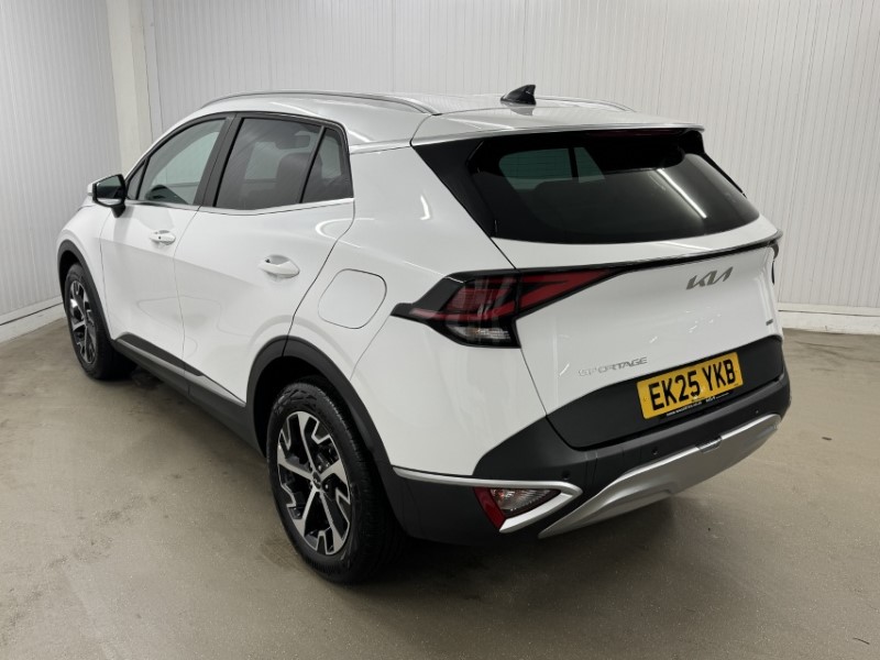 2025 (25) KIA SPORTAGE 1.6T GDi 207 HEV 3 5dr Auto 5075042