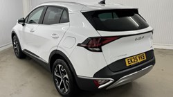 2025 (25) KIA SPORTAGE 1.6T GDi 207 HEV 3 5dr Auto 5075042