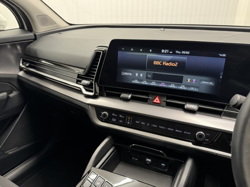 2025 (25) KIA SPORTAGE 1.6T GDi 207 HEV 3 5dr Auto 5075053