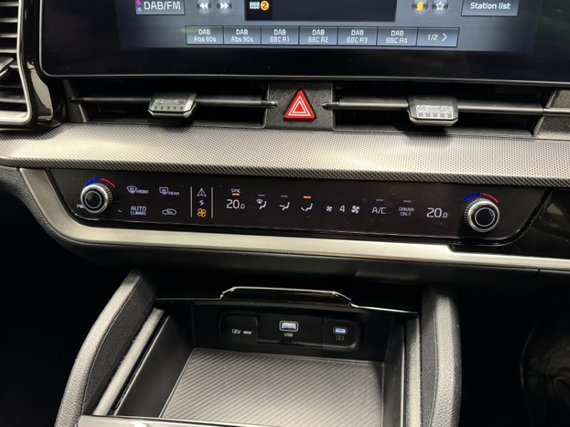 2025 (25) KIA SPORTAGE 1.6T GDi 207 HEV 3 5dr Auto 5075074