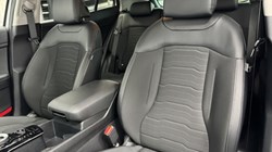 2025 (25) KIA SPORTAGE 1.6T GDi 207 HEV 3 5dr Auto 5075051