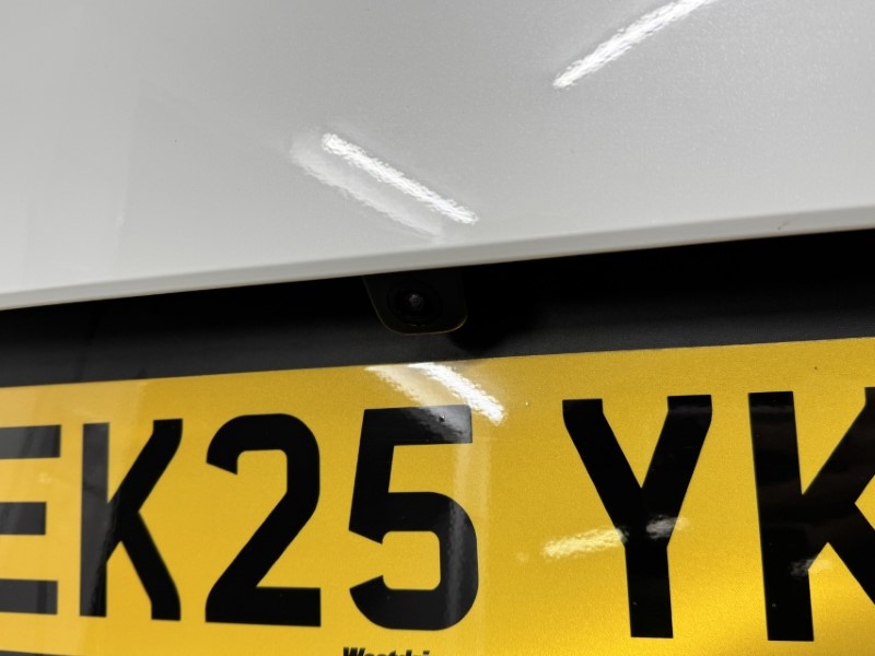 2025 (25) KIA SPORTAGE 1.6T GDi 207 HEV 3 5dr Auto 5075044