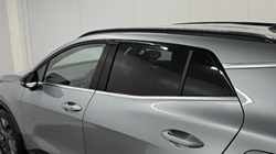 2025 (75) KIA SPORTAGE 1.6T GDi 207 HEV GT-Line 5dr Auto 5109649