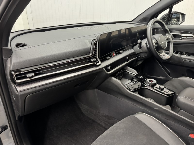 2025 (75) KIA SPORTAGE 1.6T GDi 207 HEV GT-Line 5dr Auto 5109653