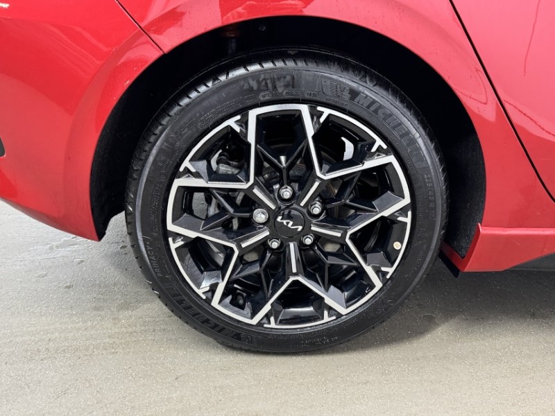 2025 (25) KIA CEED 1.5T GDi ISG 138 GT-Line 5dr 5091348