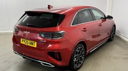 2025 (25) KIA CEED 1.5T GDi ISG 138 GT-Line 5dr 5091347