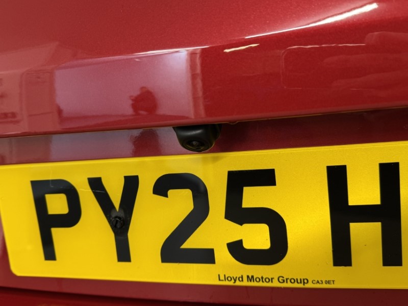 2025 (25) KIA CEED 1.5T GDi ISG 138 GT-Line 5dr 5091349