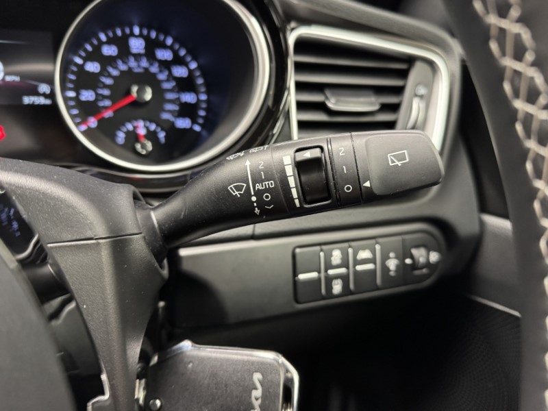 2025 (25) KIA CEED 1.5T GDi ISG 138 GT-Line 5dr 5091375