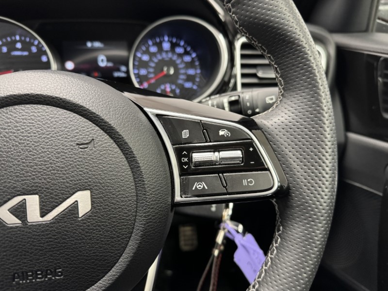 2025 (25) KIA CEED 1.5T GDi ISG 138 GT-Line 5dr 5091373