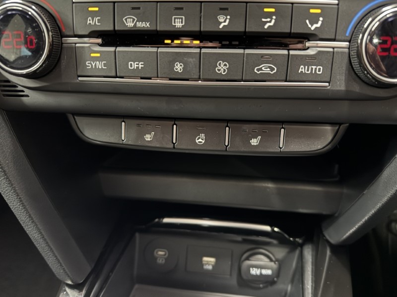 2025 (25) KIA CEED 1.5T GDi ISG 138 GT-Line 5dr 5091366