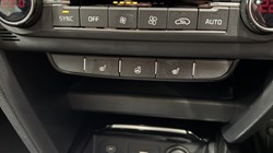 2025 (25) KIA CEED 1.5T GDi ISG 138 GT-Line 5dr 5091366