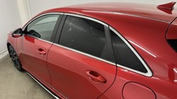 2025 (25) KIA CEED 1.5T GDi ISG 138 GT-Line 5dr 5091351