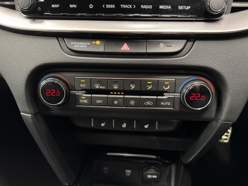 2025 (25) KIA CEED 1.5T GDi ISG 138 GT-Line 5dr 5091367