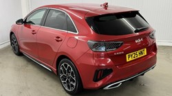 2025 (25) KIA CEED 1.5T GDi ISG 138 GT-Line 5dr 5091345