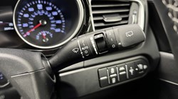 2025 (25) KIA CEED 1.5T GDi ISG 138 GT-Line 5dr 5097942