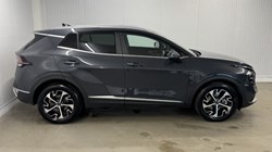 2025 (74) KIA SPORTAGE 1.6T GDi 207 HEV 3 5dr Auto 5117737
