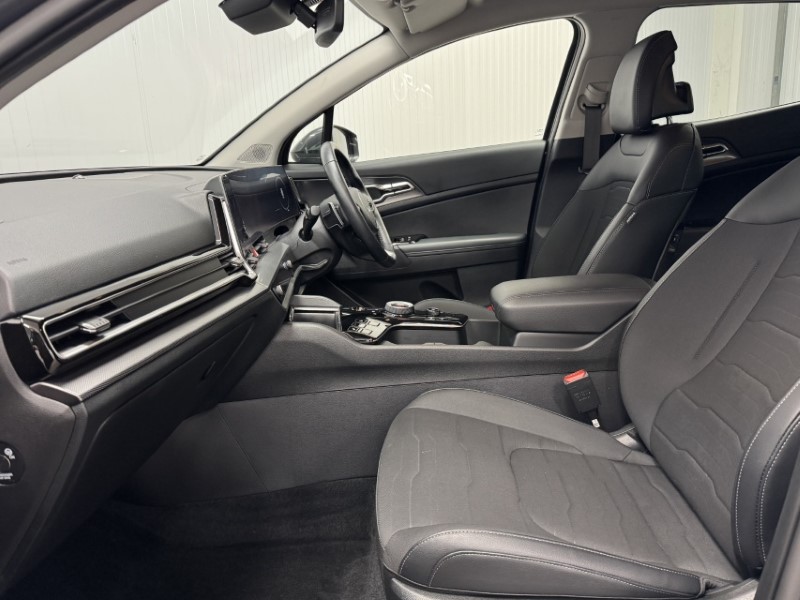 2025 (74) KIA SPORTAGE 1.6T GDi 207 HEV 3 5dr Auto 5117742