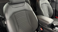 2025 (74) KIA SPORTAGE 1.6T GDi 207 HEV 3 5dr Auto 5117724