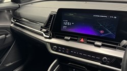 2024 (74) KIA SPORTAGE 1.6T GDi 207 HEV GT-Line S 5dr Auto 5115753