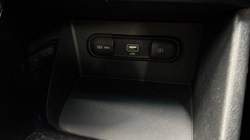 2020 (70) KIA NIRO 1.6 GDi Hybrid 2 5dr DCT 5175170