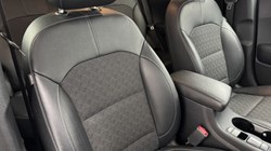 2020 (70) KIA NIRO 1.6 GDi Hybrid 2 5dr DCT 5175189