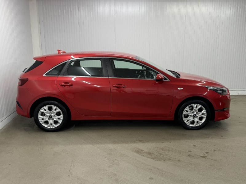 2022 (22) KIA CEED 1.6 CRDi 48V ISG 2 5dr 5120623