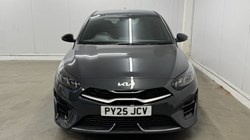 2025 (25) KIA CEED 1.5T GDi ISG 138 GT-Line 5dr 5105128