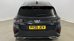 2025 (25) KIA CEED 1.5T GDi ISG 138 GT-Line 5dr 5105096