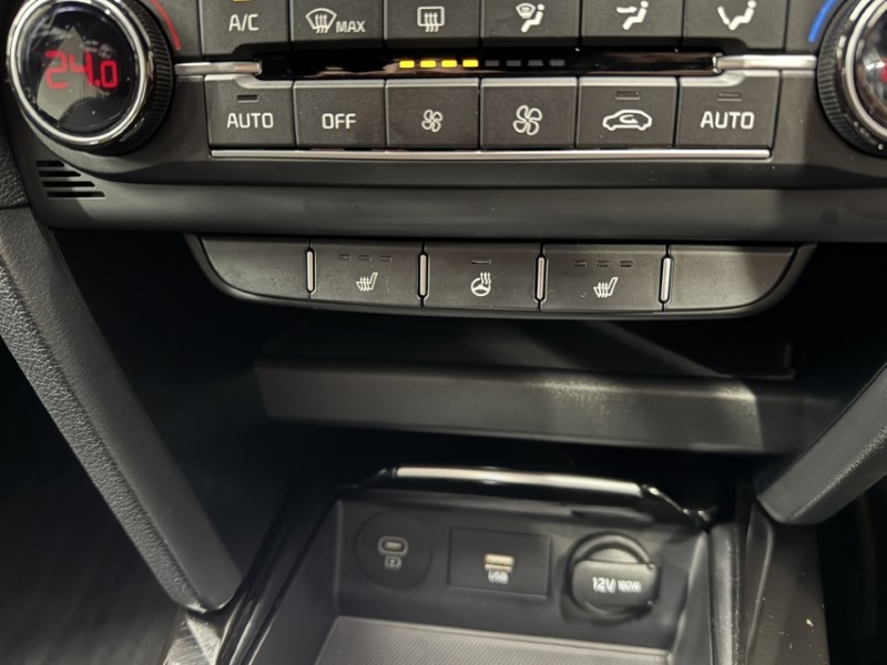 2025 (25) KIA CEED 1.5T GDi ISG 138 GT-Line 5dr 5105115