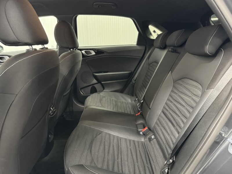 2025 (25) KIA CEED 1.5T GDi ISG 138 GT-Line 5dr 5105102