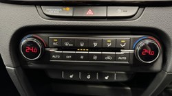 2025 (25) KIA CEED 1.5T GDi ISG 138 GT-Line 5dr 5105116