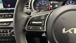 2025 (25) KIA CEED 1.5T GDi ISG 138 GT-Line 5dr DCT 5102922